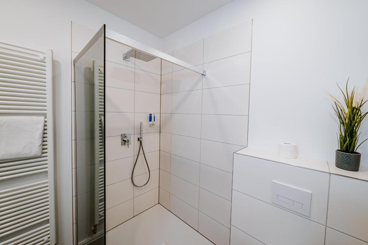 RobrookS Hotel Garni Hiddenhausen Buitenkant foto